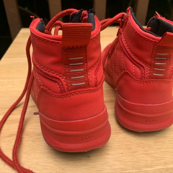 Zara small boy red shoes hi top size 30 - Picture 8 of 13